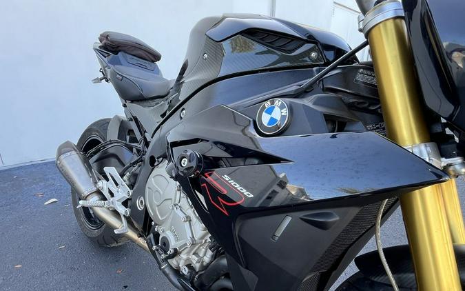 2016 BMW S 1000 R Premium Black Storm Metallic