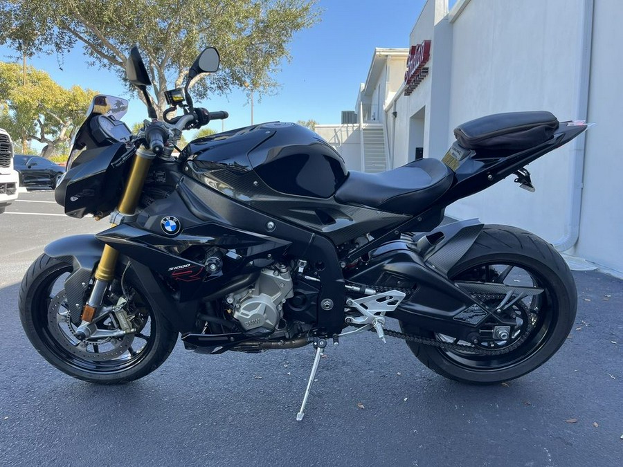 2016 BMW S 1000 R Premium Black Storm Metallic