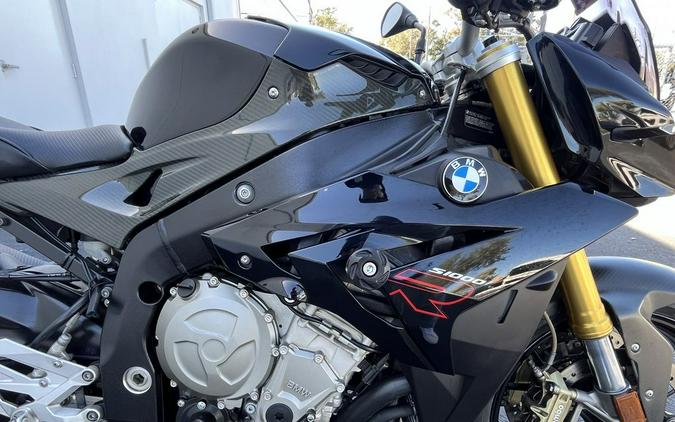 2016 BMW S 1000 R Premium Black Storm Metallic