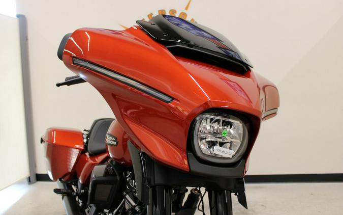 FLHX 2024 Street Glide®