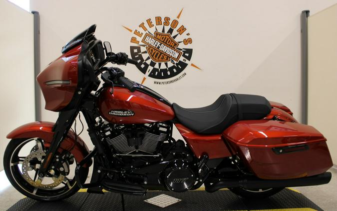 FLHX 2024 Street Glide®