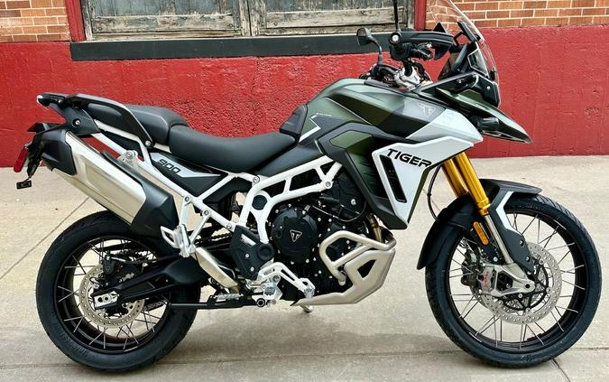 2024 Triumph Tiger 900 Rally Pro Matt Khaki Green / Matt Phantom Black