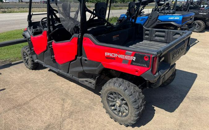 2023 Honda PIONEER 1000-6 DLX