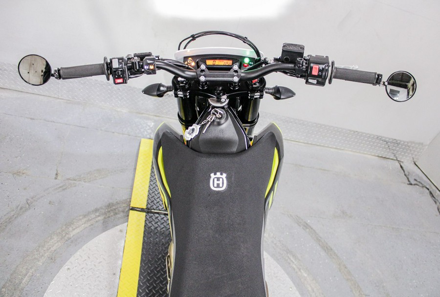 2023 Husqvarna 701 Supermoto