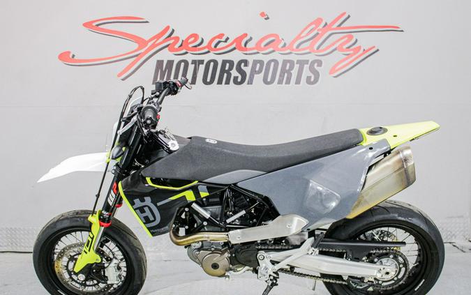 2023 Husqvarna 701 Supermoto