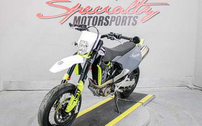 2023 Husqvarna 701 Supermoto