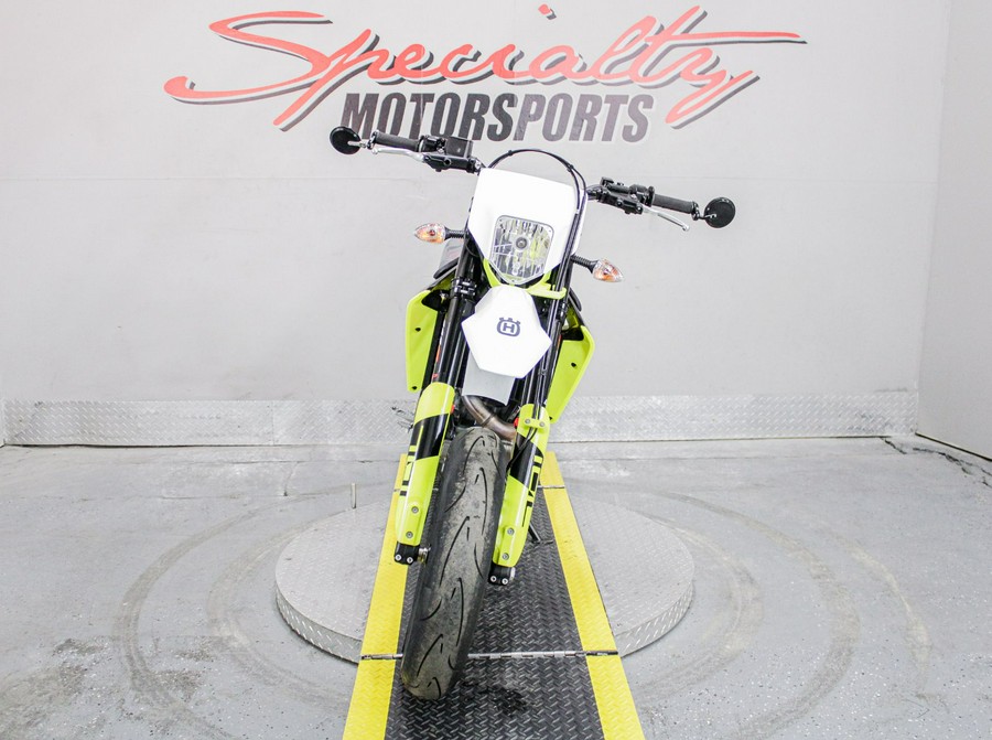 2023 Husqvarna 701 Supermoto