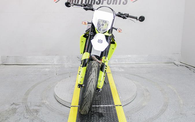 2023 Husqvarna 701 Supermoto
