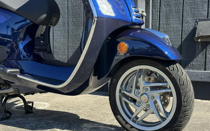 2027 Vespa Primavera 150