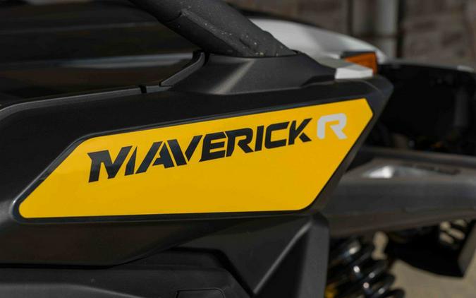 2024 Can-Am Maverick R 999T DCT