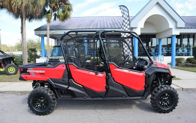 2023 Honda Pioneer 1000-6 Crew Deluxe