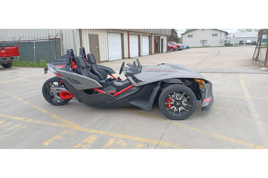 2024 Polaris Industries SLINGSHOT R MANUAL