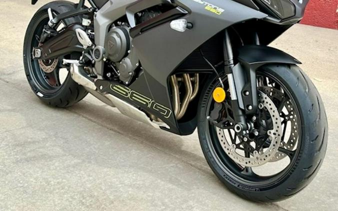 2025 Triumph Daytona 660 Satin Granite/Satin Black