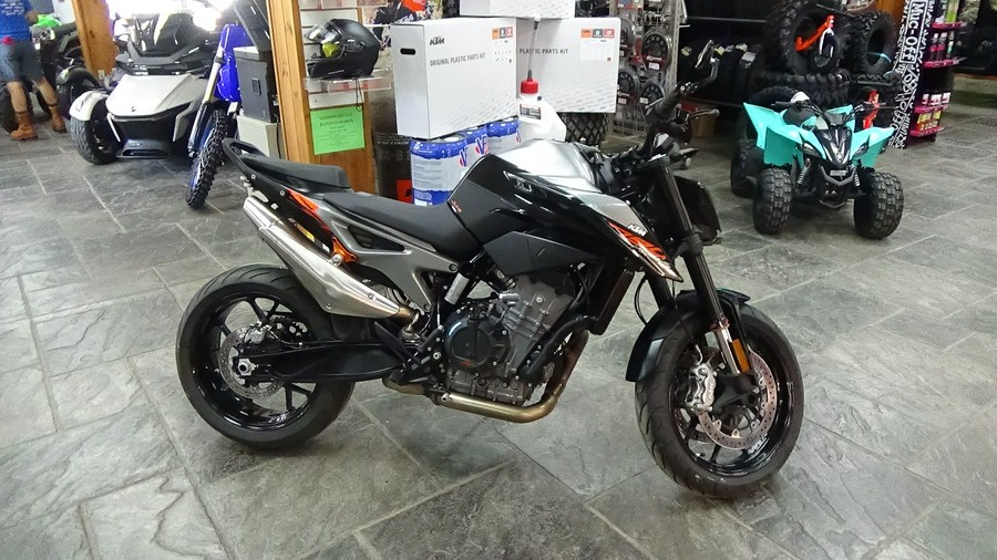 2019 KTM 790 Duke