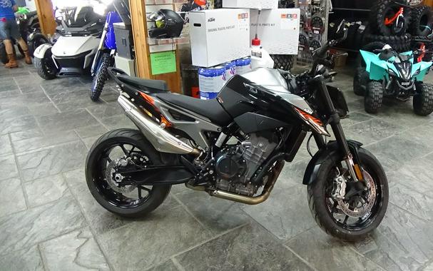 2019 KTM 790 Duke