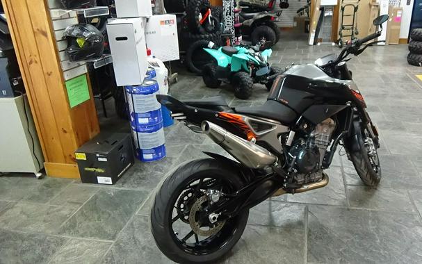 2019 KTM 790 Duke