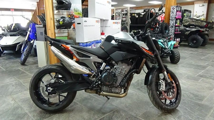 2019 KTM 790 Duke