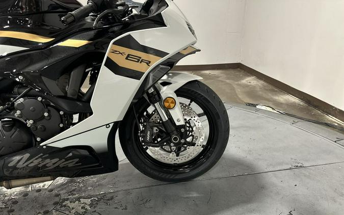 2026 Kawasaki Ninja® ZX™-6R Base