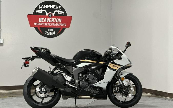 2026 Kawasaki Ninja® ZX™-6R Base