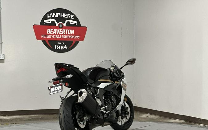 2026 Kawasaki Ninja® ZX™-6R Base