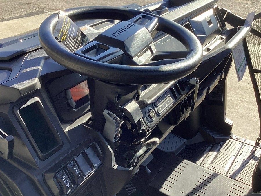 2026 Can-Am Defender XT HD11