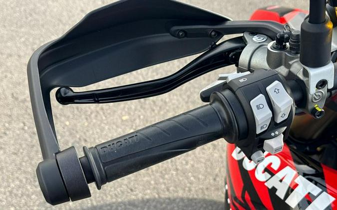 2026 Ducati Hypermotard 698 Mono RVE