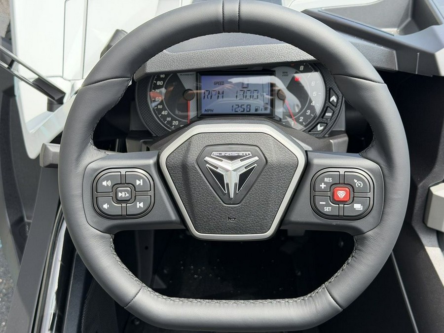 2026 Polaris Slingshot® SL Manual