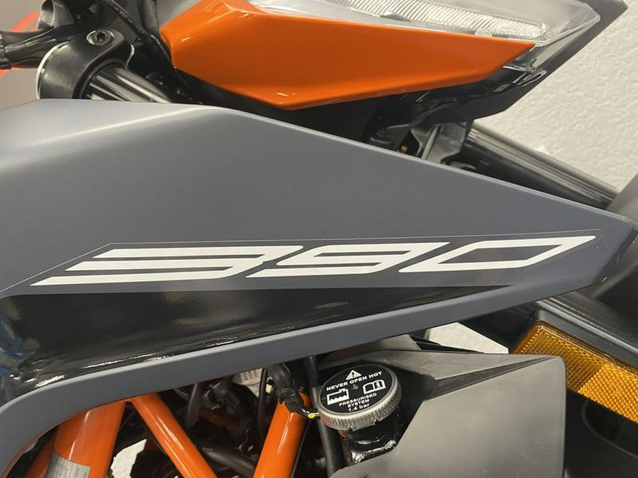 2023 KTM 390 Duke