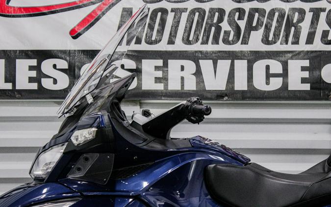2011 Can-Am Spyder® RT Audio & Convenience SE5