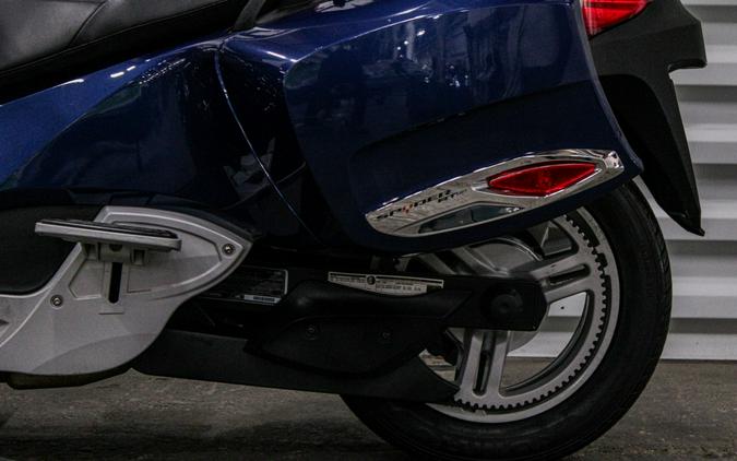 2011 Can-Am Spyder® RT Audio & Convenience SE5