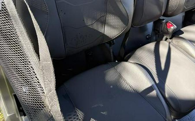 2026 Can-Am® Defender MAX XT HD9