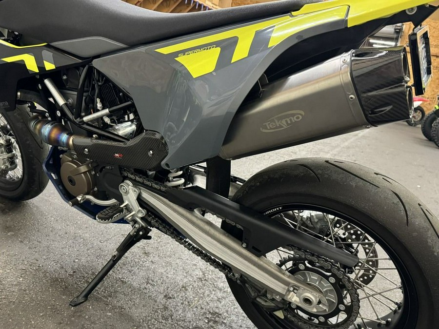 2023 Husqvarna® 701 Supermoto