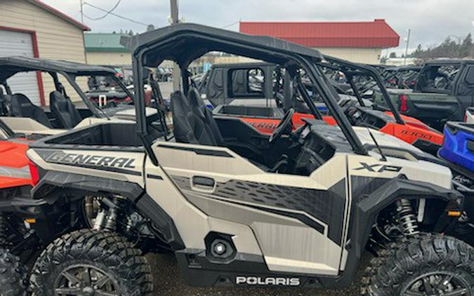 2024 Polaris Industries GENERAL XP 1000 ULTIMATE - M SILVER QUARTZ