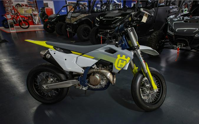 2024 Husqvarna Motorcycles FS450