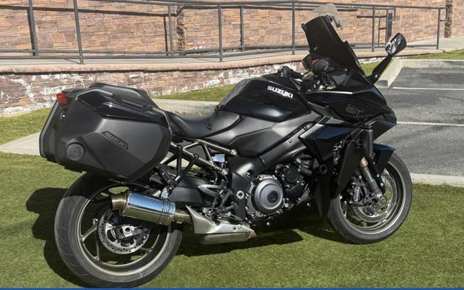 2024 Suzuki GSX-S1000GT Plus