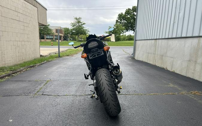 2021 Suzuki GSX-S750ZAM1