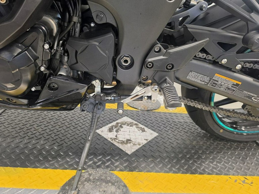 2025 Kawasaki Ninja 1100SX SE ABS