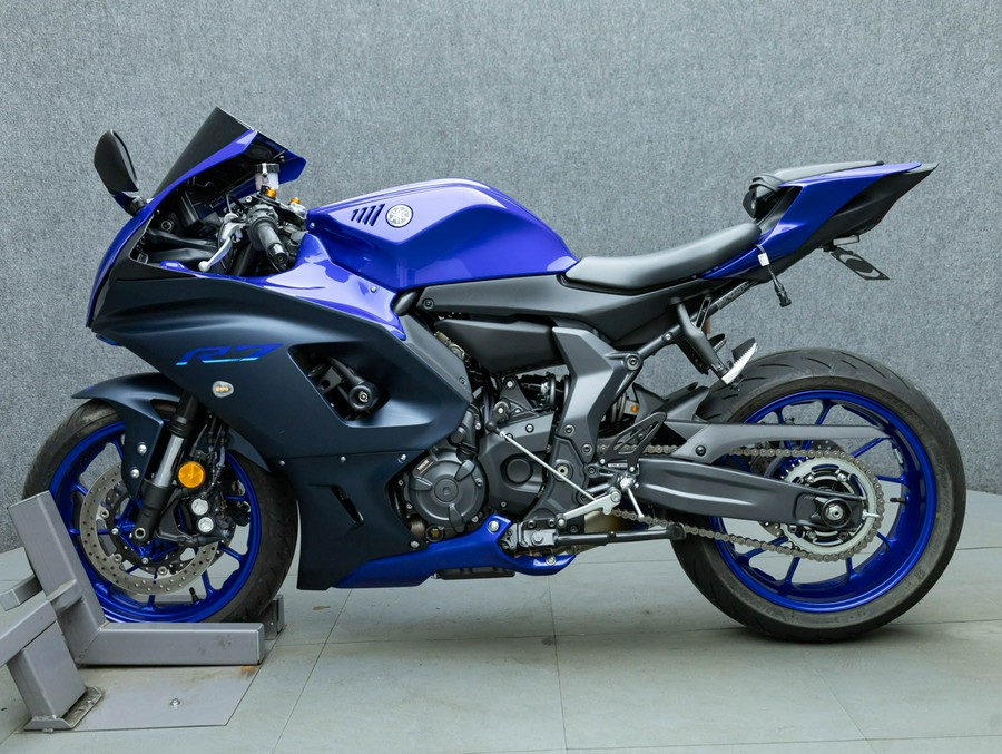 2023 YAMAHA YZFR7 700 W/ABS