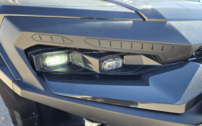 2026 Can-Am Defender MAX XT CAB HD11