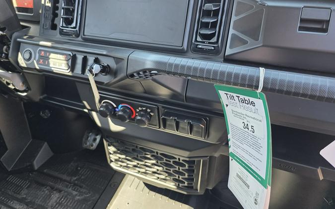 2026 Can-Am Defender MAX XT CAB HD11