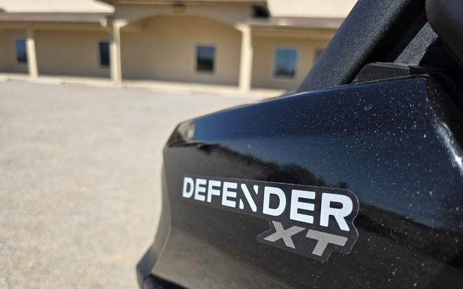 2026 Can-Am Defender MAX XT CAB HD11