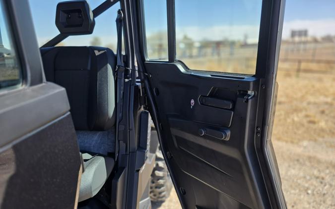 2026 Can-Am Defender MAX XT CAB HD11