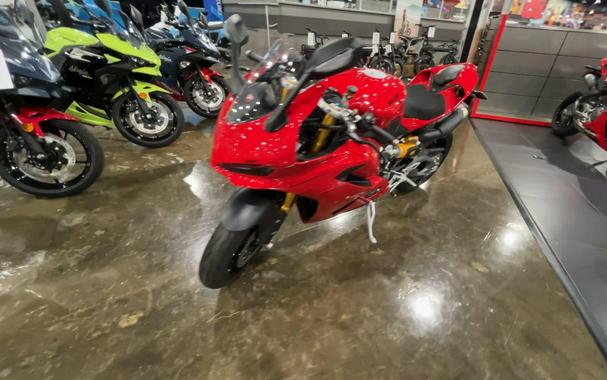 2026 Ducati PANIGALE V2 S