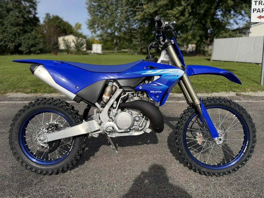 2027 Yamaha YZ250X
