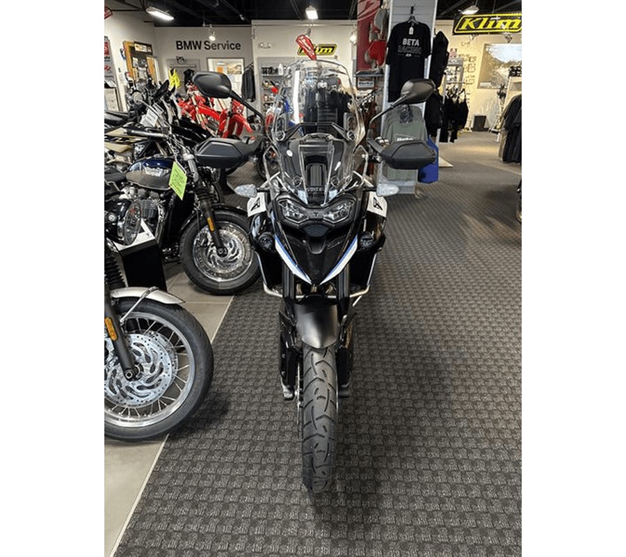 2026 Triumph Tiger 900 Alpine Edition