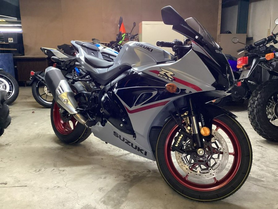 2024 Suzuki GSX-R 1000