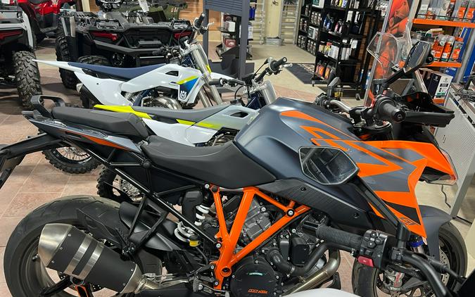 2024 KTM 1290 Super Duke GT