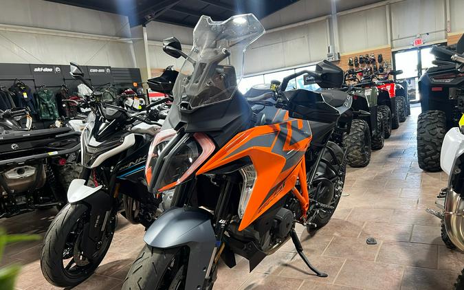 2024 KTM 1290 Super Duke GT