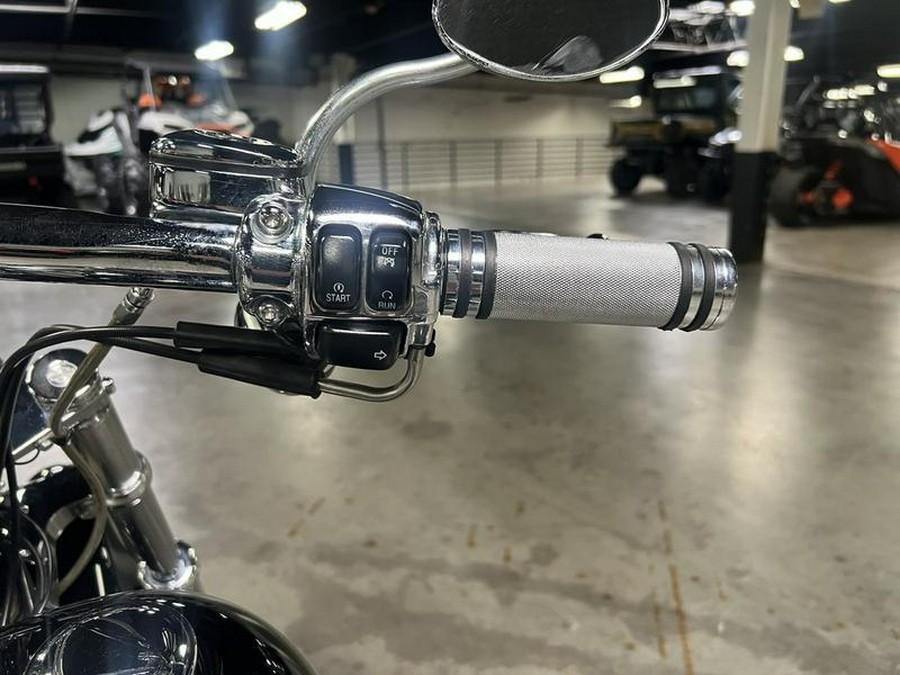 2004 THUNDERMOUNTAIN GRANITE