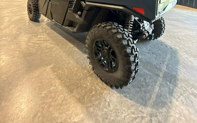 2026 Can-Am Defender MAX Limited HD11